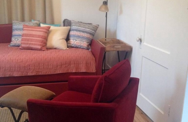 Cozy Studio 4 Private Apt. in a vintage house!