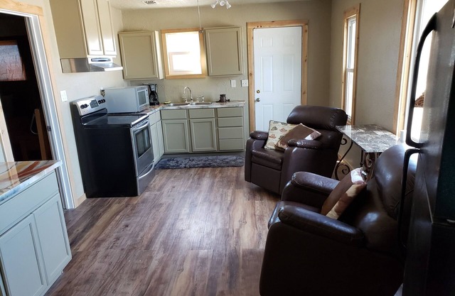 Cozy Studio Apartment