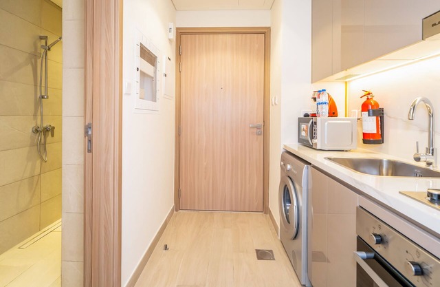 Cozy Studio apartment with WiFi, AC in charming Dubai