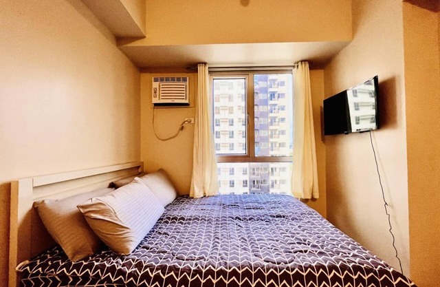 Cozy Studio Condo at Avida Towers Atria
