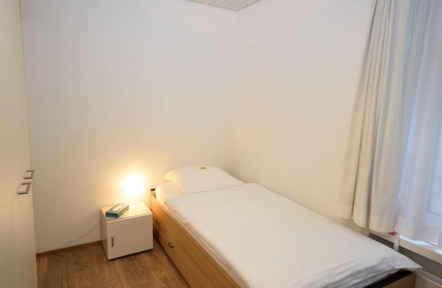 Cozy studio near main station (Color 2)