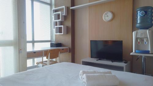 Cozy Studio near UNPAD at Taman Melati Apartment Jatinangor By Travelio