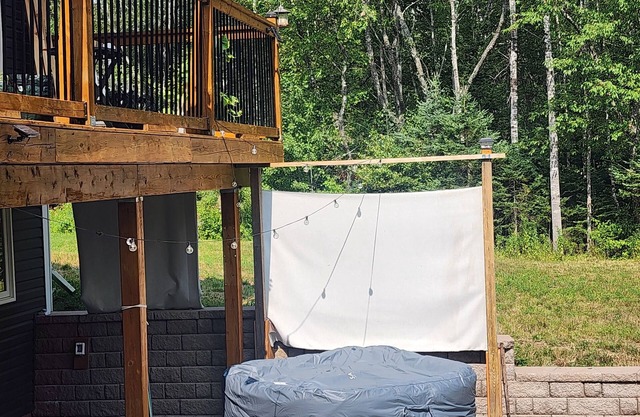 Cozy Studio with hot tub