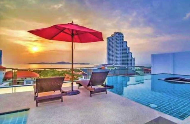 Cozy studio with 2 swimming pools and sea view