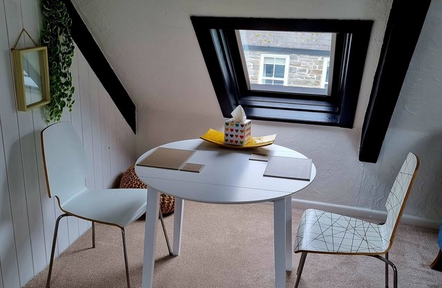 COZY STUNNNG TOWN CENTRE APARTMENT