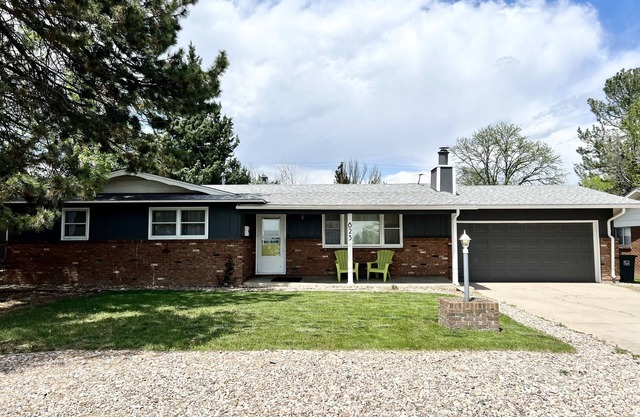 Cozy & Stylish Home near Lake Loveland