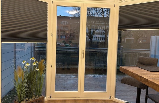 Cozy terrace apartment with a view of the Kleine Weser; 350 m to the city center