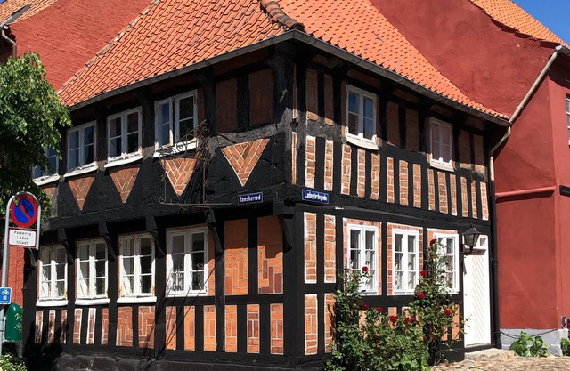 Cozy town house in the center of Assens, close to the harbor.
