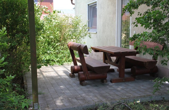 Cozy vacation apartment (48sqm) with covered balcony