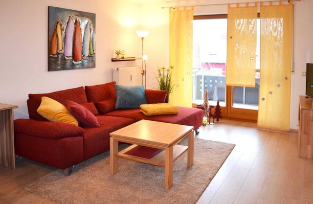 Cozy vacation apartment (50 sqm) for up to three people with south-facing balcony