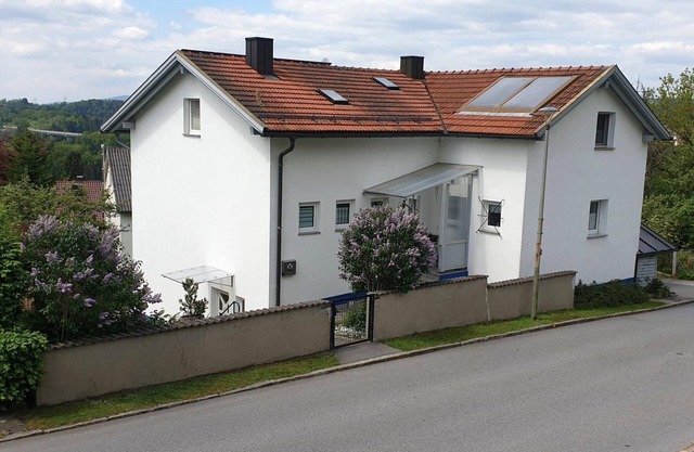 Cozy vacation apartment (63 sqm) for up to three people with terrace and garden furniture