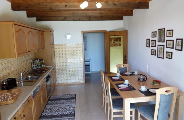 Cozy vacation apartment with two bedrooms and terrace