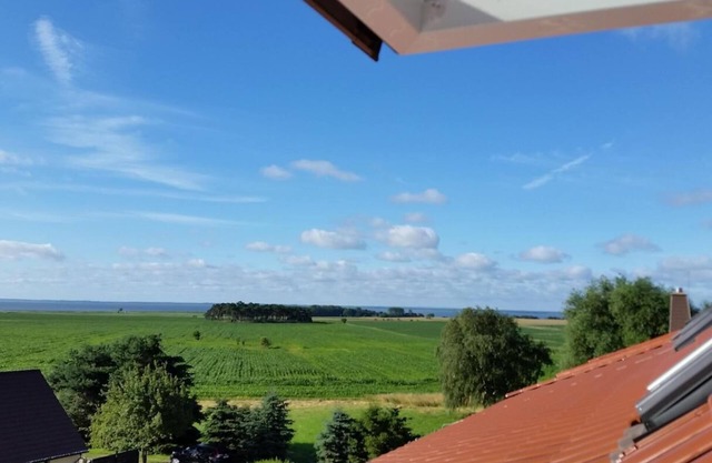 Cozy vacation apartment The Landhof Wildrose LH-306 in a rural setting -
