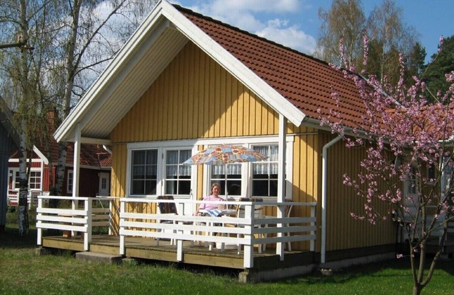 Cozy vacation home in a quiet location by the sea, by the Müritz national park