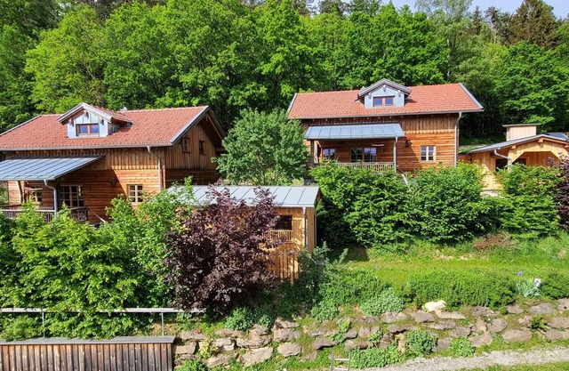 Cozy vacation home with sauna and balcony