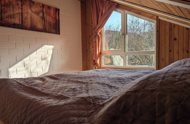 Cozy vacation home with fireplace & sauna - hiking & recreation with dog