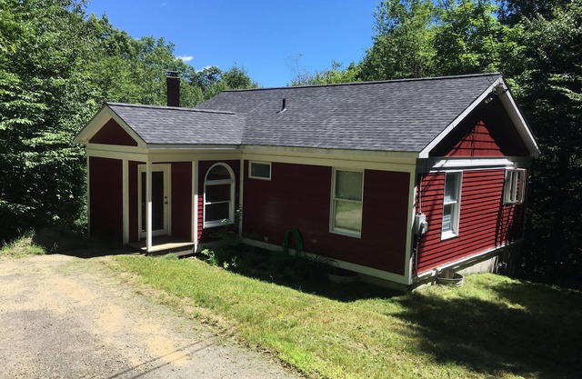 Cozy Vermont home for your Summer and Fall getaway