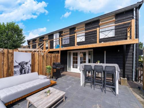 Cozy Villa w Sauna and BBQ