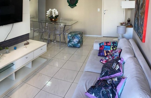 Cozy with east balcony and 3 min from the beach