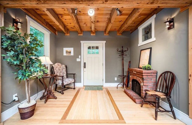 Cozy Wooded barndominium near Chapel Hill