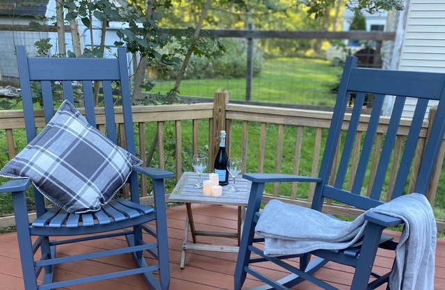 Cozy Year Round Cottage in Friendship ME