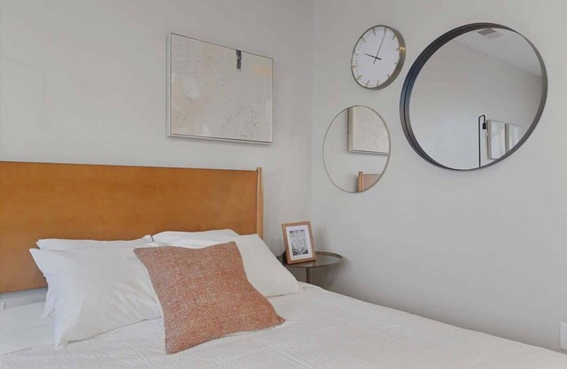 CozySuites Stylish SDO, Lawrenceville