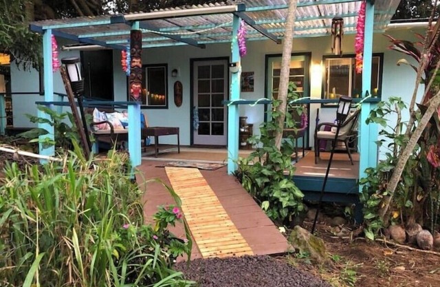 CozyTiki cottage w/2 private rooms, priv attached kit/bath TA-154-746-2656-01
