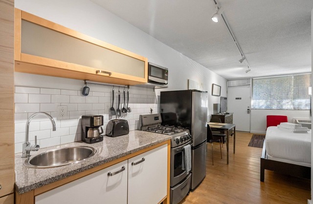 (CPF) Safe Studio Near Piedmont Hospital Perfect for Travel Nurses