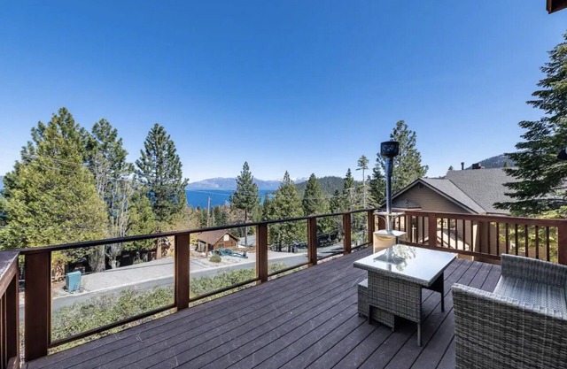 Craftsman's Lakeview paradise in Lake Tahoe - 4 Bedrooms Luxury Home