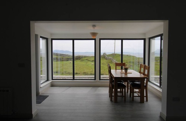 Craggy Cottage No 2 Inishturk Island