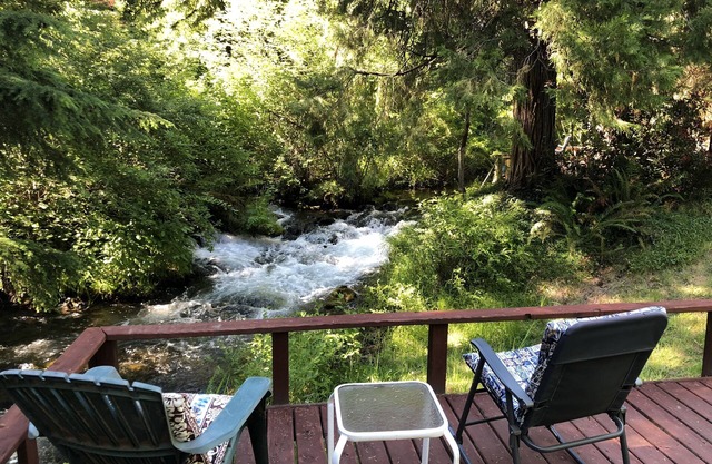 Crater Lake cabin destination with a view.