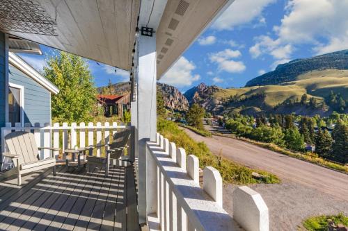 Creede Capital Cottage