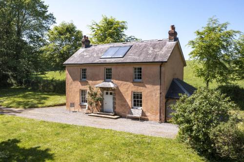 Creek Cottage - get away from it all that this stunning cottage