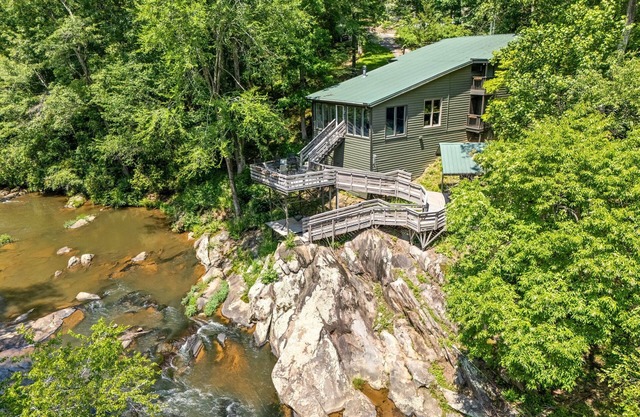 Creekside Haven ~ Centralhatchee Creek