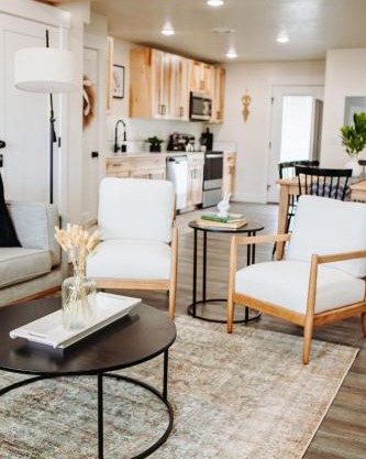 Creekside Rentals Aspen- views hot springs and space
