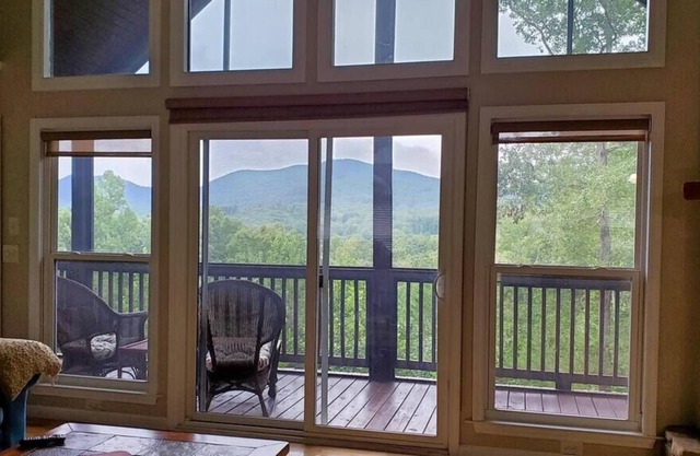 Creekstone Ridge Tranquility Chalet
