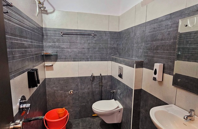 Crescent Stays Serviced Apartment