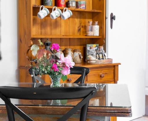 Creswick Country Cottage