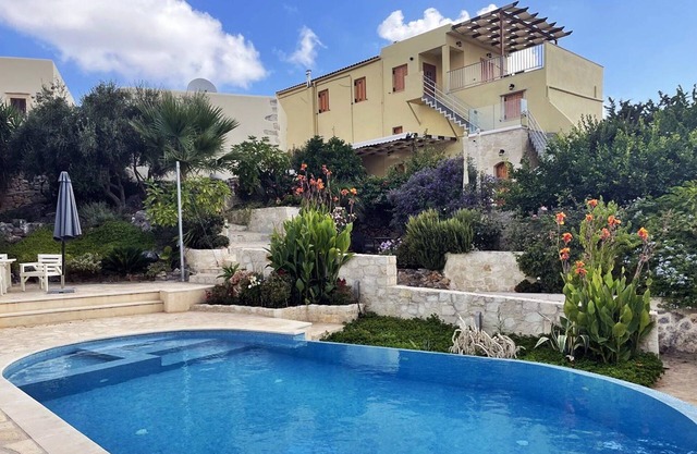 Crete, 2 houses together for 2 families