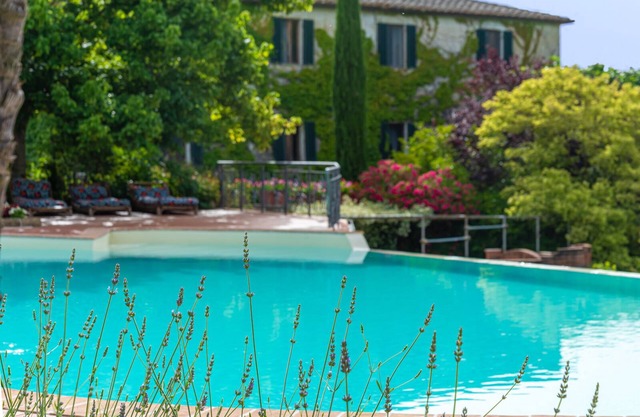 Crevole Apartment in a Historic Estate near Siena with swimmingpool