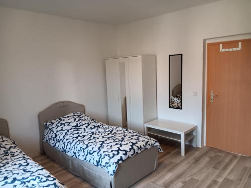Crew Quartier ALL-INCLUSIVE Serviced Apartments mit Küche, Bad Waschmaschine, Flat TV, WiFi, usw