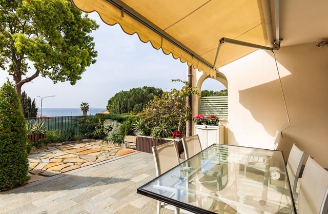Cristina by Interhome