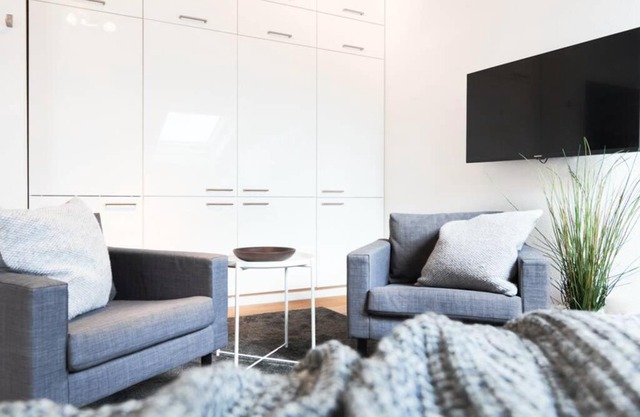 criston apartments - calm cityhome M