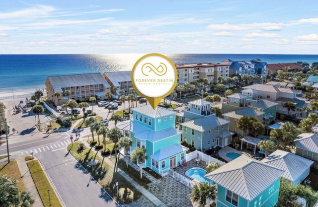 Crystal Playa with Private Pool and Beach Views