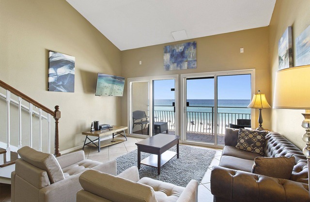 Crystal Sands 304B - Top Floor, Gulf Front, Heated Pool, Beach Service Included!