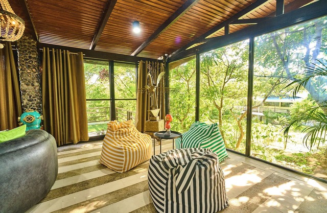 Cuatro Maya by Araw Residences