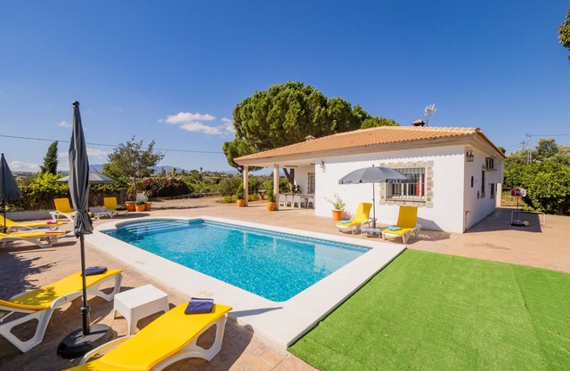 Cubo's Casa Rural Vimar Alhaurin/air-conditioning/piscina privada/privacidad