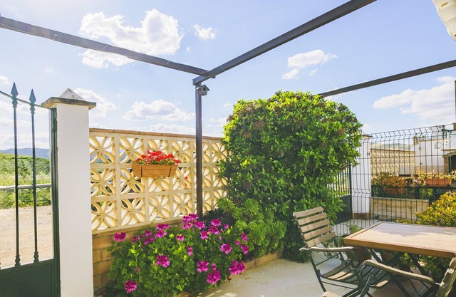 Cubo's Jose's Apartment & Caminito del Rey/rural/air conditioning/free wifi