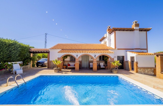 Cubo's Villa Torres Ardales/private swimming pool/free wifi
