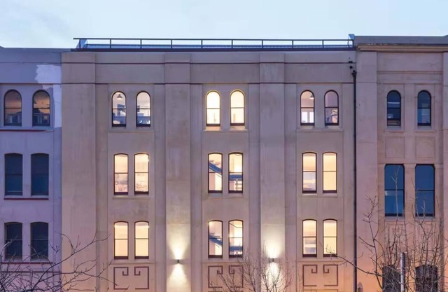Cumberland Street deluxe apartment No1